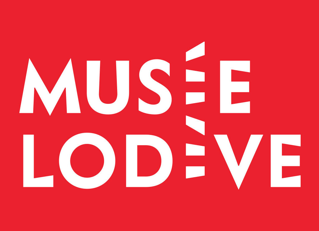 L’attribut alt de cette image est vide, son nom de fichier est musee_lodeve_identite_studio_lebleu_01-1024x743.jpg.